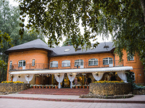 Бисерово Клуб