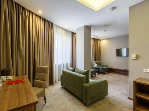 Отель Renion Hills Almaty