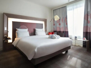 Отель Novotel Almaty City Center