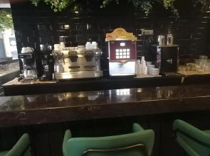 Отель Falcon 1511