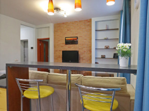 Квартира Granada Красивая евро-двушка в центре города