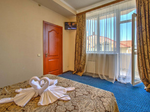 Отель Ламбат