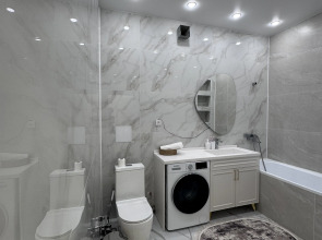 Квартира 700 возле метро с развитой инфраструктурой