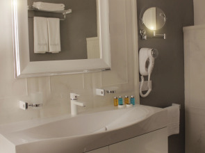 Отель Apsuana Rose 