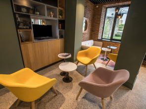 Отель Holiday Inn Telavi, an IHG Hotel