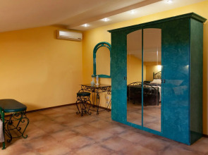 Апартаменты двухкомнатные Энгельса 73