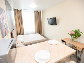 Апартаменты ApartHause с кофемашиной  рабочим местом и стильным дизайном