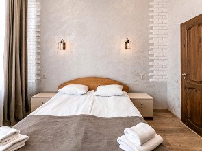 Отель Скала