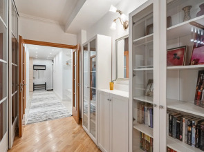 Квартира Огромная двухкомнатная для 5 человек у Москва Сити