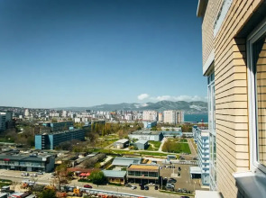 Апартаменты Uzorapart Просторная Евродвушка у Пляжа Алексино с Видом на Закат