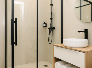 Отель Манон