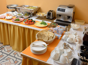 Мини-Отель Апельсин на Академической