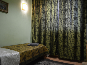 Отель гостиница Октябрьская на Белинского