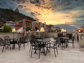 Brooch Boutique Hotel