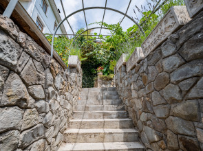 Студия люкс на Нагорной