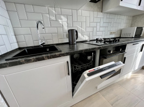 Квартира Апартаменты в Центре Гагры с Видом на Море и Горы