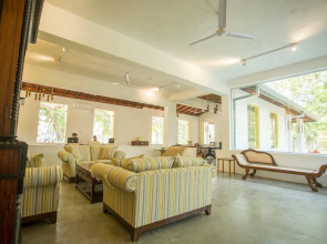 Отель Amaluna Resorts