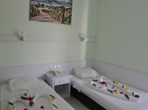 Отель Miranda Moral Beach