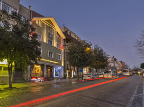 Отель Istanbul Holiday Hotel