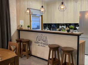 Шале Lucky House