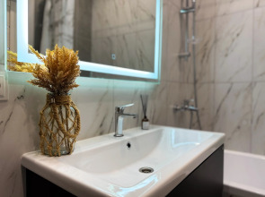 Апартаменты Like Home на Земнухова 2