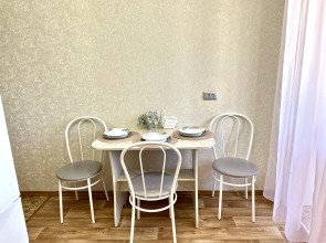 Апартаменты  в новостройке с балконом