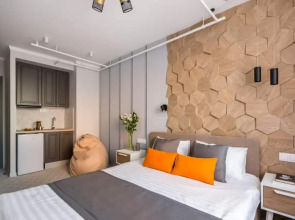 Апартаменты с Сауной и Джакузи Шале