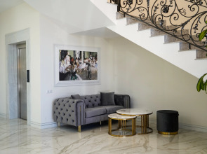 Отель Igit Plaza