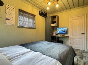 Частный дом коттедж у пристани в центре города