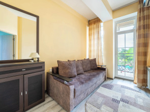 Квартира Вместительная для компании в центре Адлера