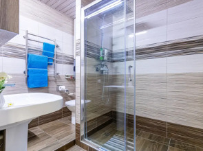 Апартаменты Бизнес с Красивым Видом Юг-Апарт на Красной 176