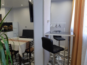 Апартаменты у Невы