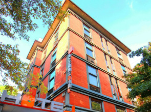 Orange Hotel