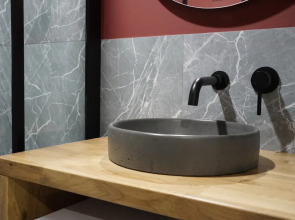 Апартаменты Pavlov Бордовая