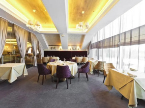 Отель Дрозды Клуб