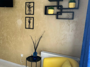 Квартира класса комфоpт плюс с красивым видом из окна в историческом центре города Амалиенау