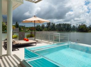 Прекрасные апартаменты с бассейном в Laguna Phuket