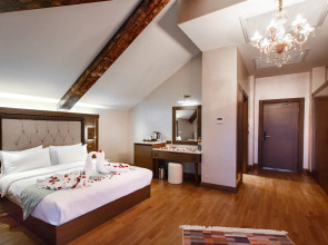 Курортный отель Sera Lake Resort