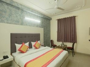 Отель Airport Mayank Residency