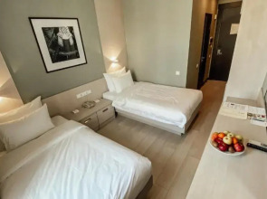 Отель Resident City