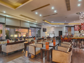 Отель AX The Palace