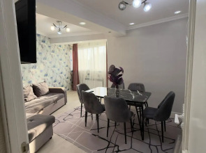 Апартаменты 2 на проспекте Кунаева 7