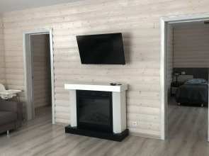 Частный Дом На Берегу Реки