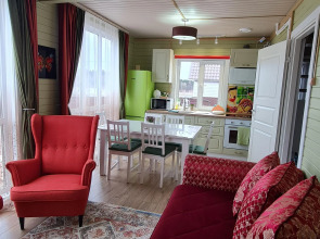 Частный Дом с Красным Залом