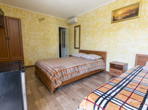 U Yudzhina Guest House