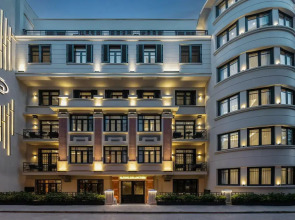 Отель Gleam Collection Hotel