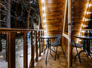 Коттедж в Лесу с Бассейном от Квартирукинг