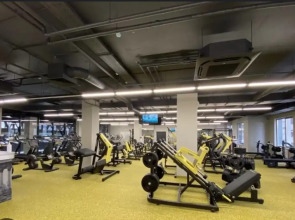 Апартаменты MyhomeYourhome на Салова 61