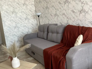 Квартира Happy House 70 лет Октября 3