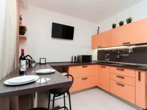 Апартаменты Домант Орджоникидзе 33 (1)